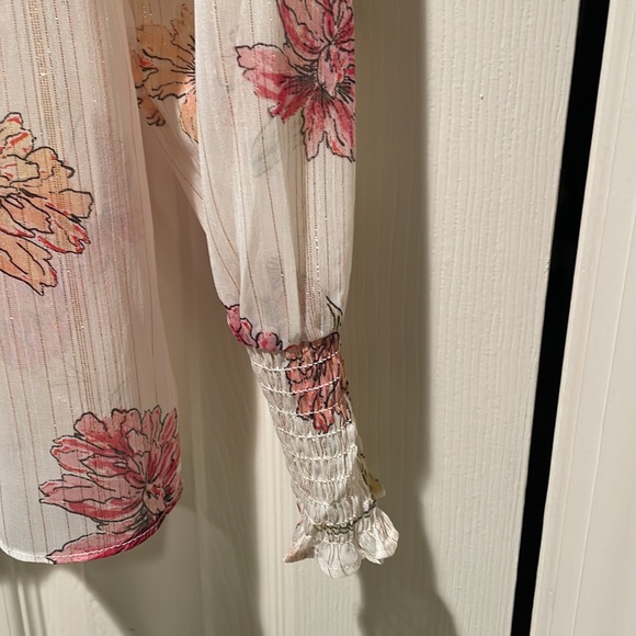 Rose + Olive sheer blouse size M - Picture 3 of 8